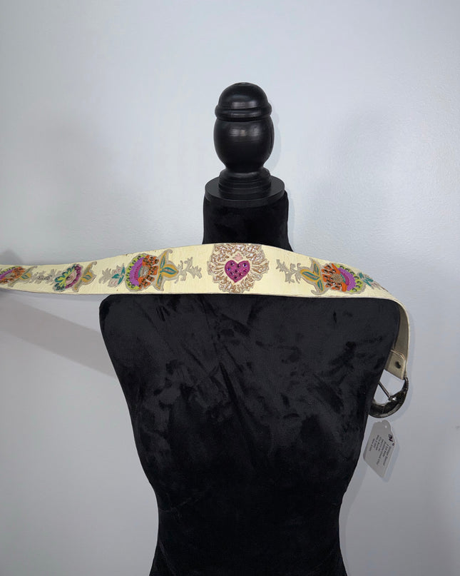 Vintage Kippy Belt: Heart and Weed Kippy size 34 K