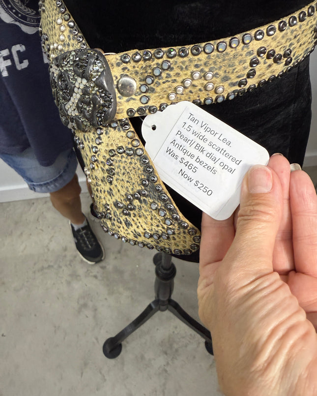 vintage vipor tan  belt